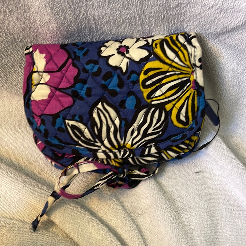 Vera Bradley Retired style and pattern cosmetic bag. African Violet. NWOT